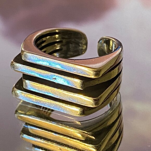 New Multi-Layer Irregular Trapezoid Squared Ring - Picture 8 of 8